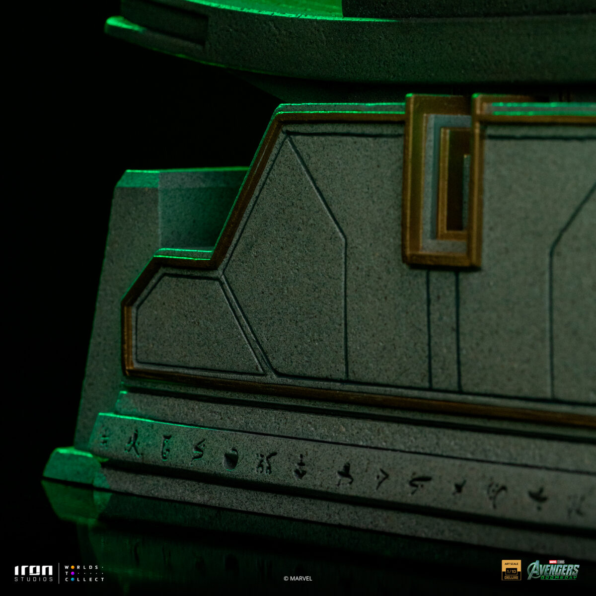 Iron Studios – Avengers: Doomsday – Art Scale 1/10 – Doctor Doom on Throne - Image 15